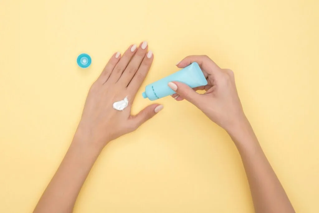 Why Mineral Sunscreens Reign Supreme: A Deep Dive into Titanium Dioxide, Zinc Oxide, and Iron Oxide